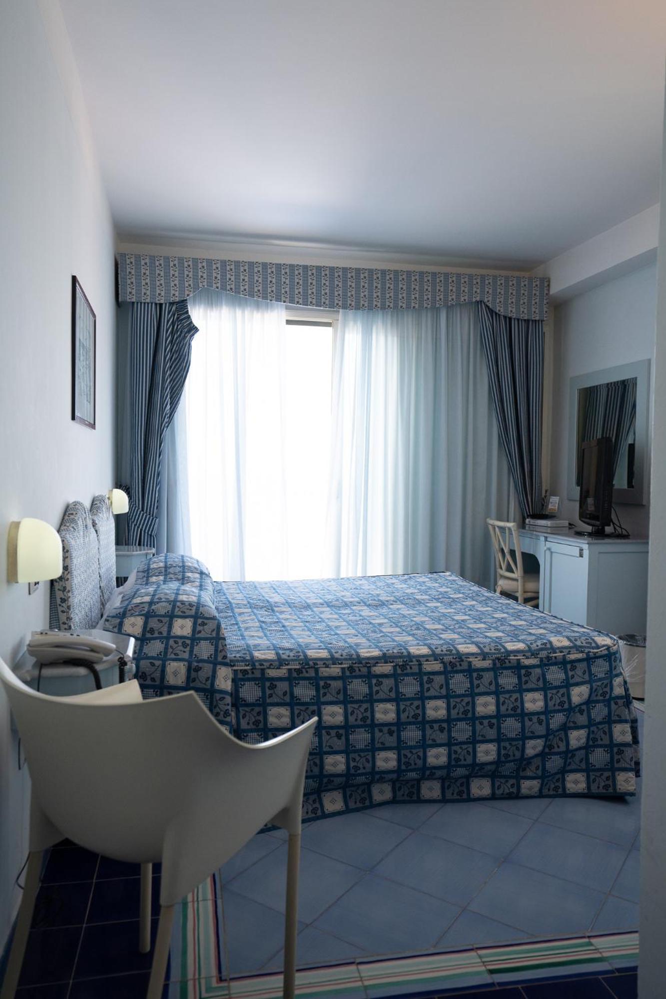 Hotel Santa Caterina Палінуро Екстер'єр фото